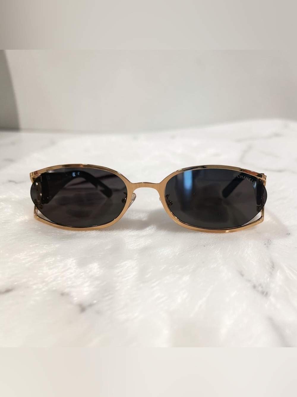 Gold and Black Oval Sunglasses - Picture 2 of 5